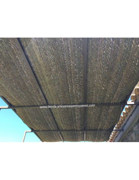 Toldo de esparto natural