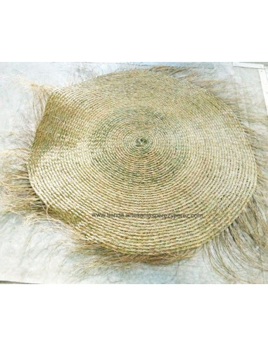 Cubierta con flecos de esparto natural para sombrilla de playa