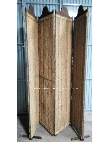 Biombo de esparto y madera