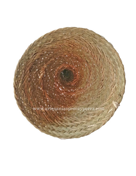 Long neck lampshade in natural esparto