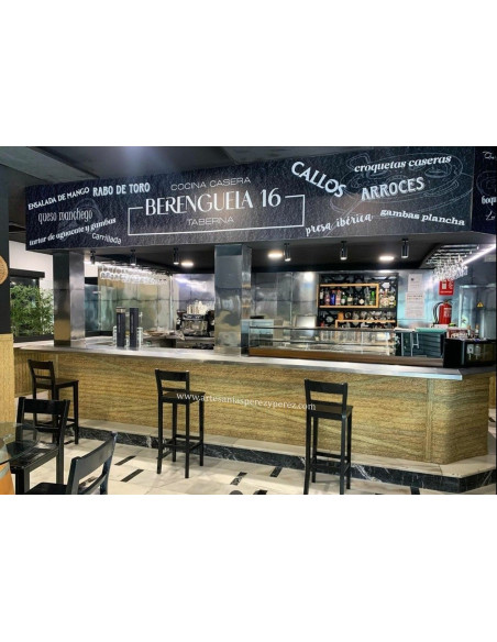 WALL COVERING WITH NATURAL ESPARTO IN "TABERNA BERENGUELA 16" CÓRDOBA