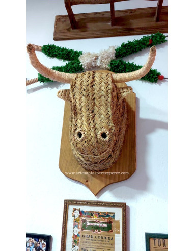 DECORATION WITH ESPARTO IN BAR "LA TERTULIA" (SEVILLE)