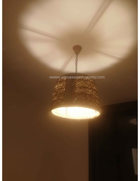 Natural esparto cone lamp