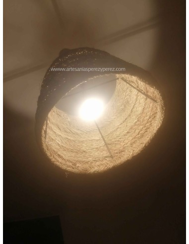 Lampe à suspension conique en sparte naturel
