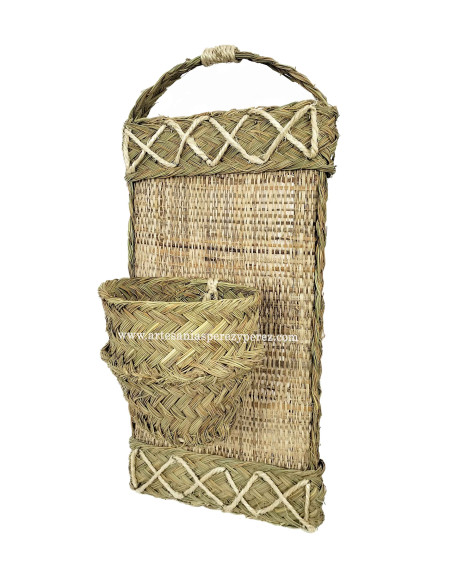 Wall plant pot with wooden structure with natural raffia and esparto
