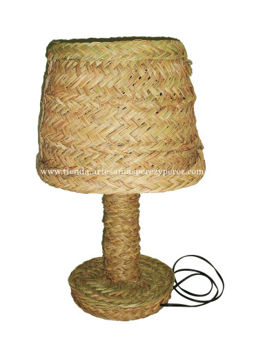 Lampe de table avec cône en sparte naturel