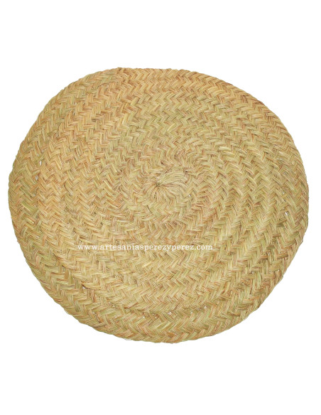 Round esparto mats/rugs ideal for the floor or decoration.