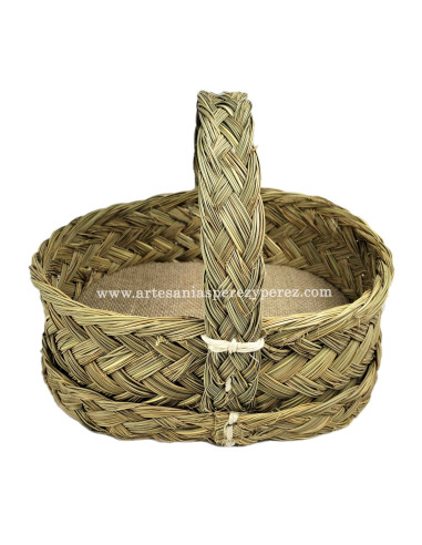 Mini cestos feitos de esparto natural com alça central e base sólida