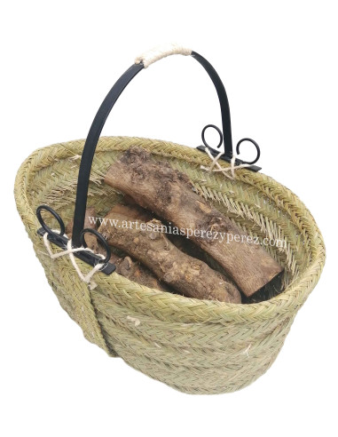 Porta-lenha oval de esparto com alça de ferro forjado