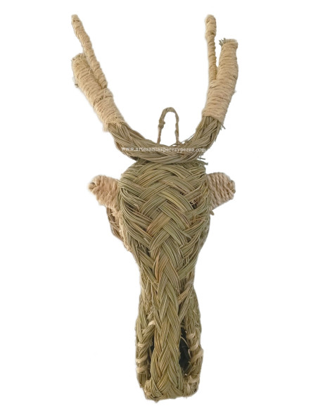 Cabeça de cervo em esparto para decoração