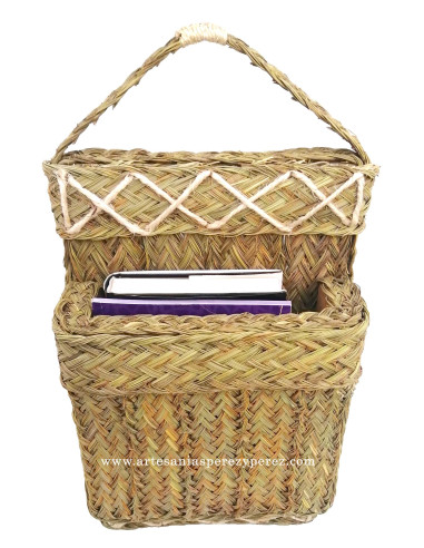 Esparto magazine rack with decorative sisal cord