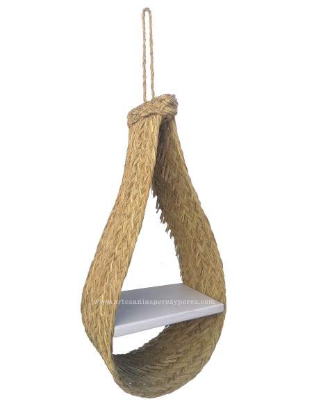 Estantería de esparto con forma de gota y balda