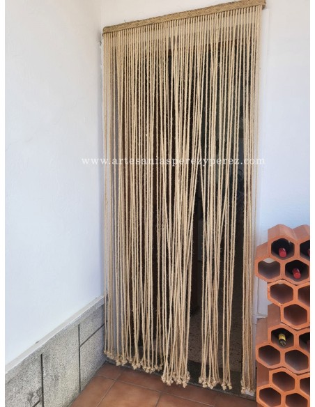 Cortina de cuerda de sisal natural y listón en esparto natural