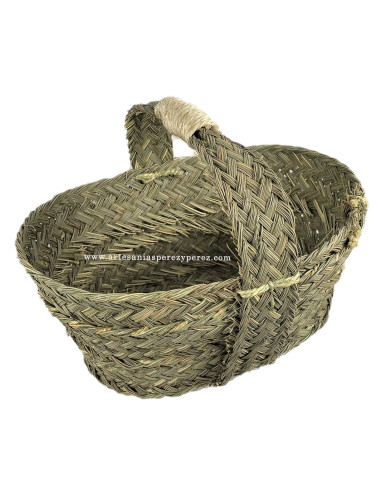 Natural esparto bread basket in oval shape