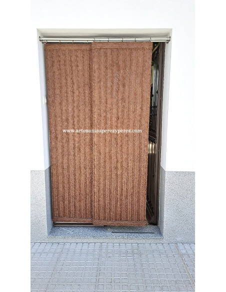 SLIDING NATURAL ESPARTO PANELS FOR SUN PROTECTION
