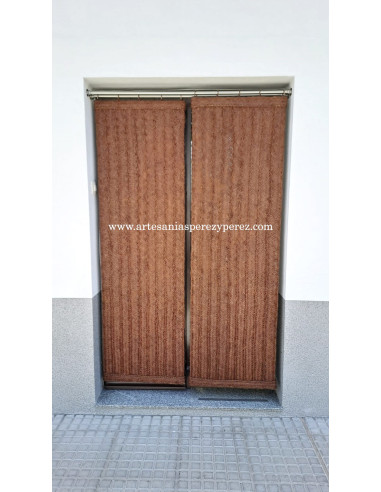 SLIDING NATURAL ESPARTO PANELS FOR SUN PROTECTION