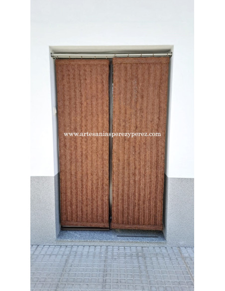 PANELES CORREDEROS DE ESPARTO NATURAL PARA PROTECCIÓN SOLAR