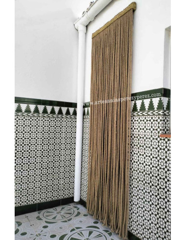 Rideaux en corde de jute naturel et latte de bois en sparte naturel