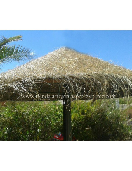 Cubierta con flecos de esparto natural para sombrilla de playa